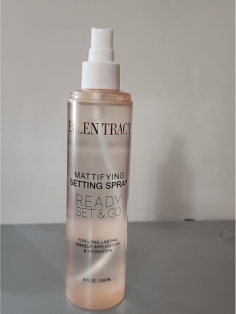 New Ellen Tracy READY SET & GO Mattifying Setting Spray - Hydrating - 8 Fl oz